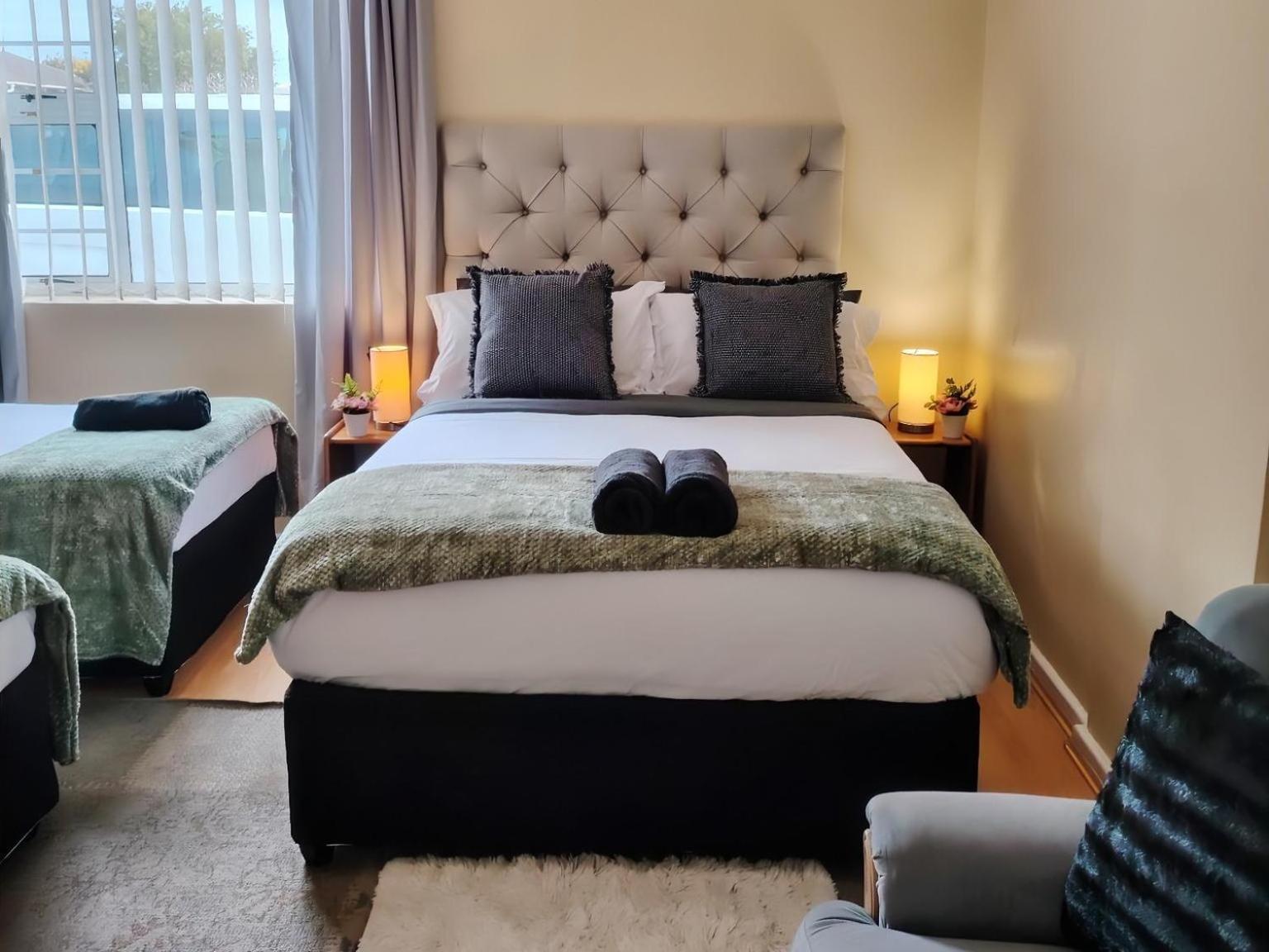 54 On 7Th Newton Park Villa Room photo
